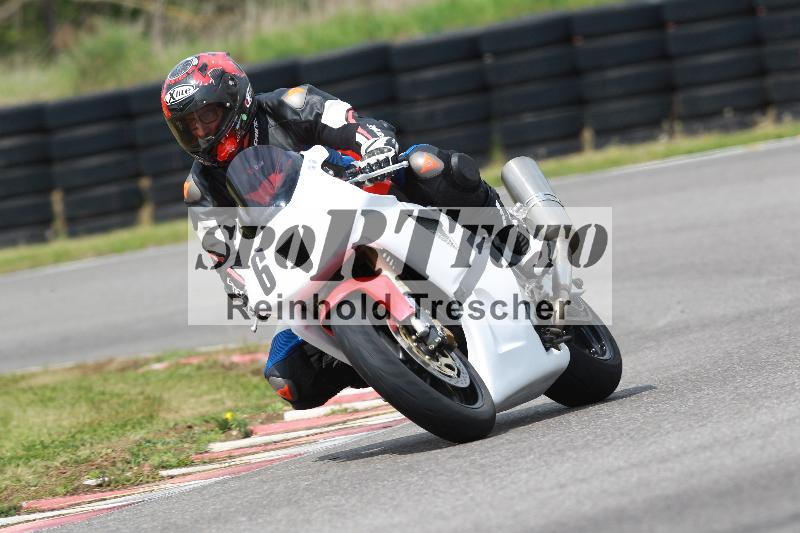 Archiv-2022/13 25.04.2022 Plüss Moto Sport ADR/Freies Fahren/6